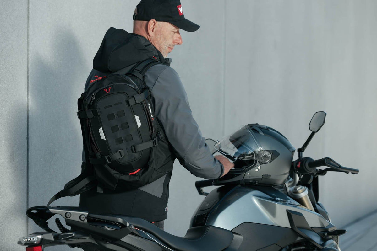 PRO Cosmo Backpack 17litre Black/Anthracite - SW-Motech UK