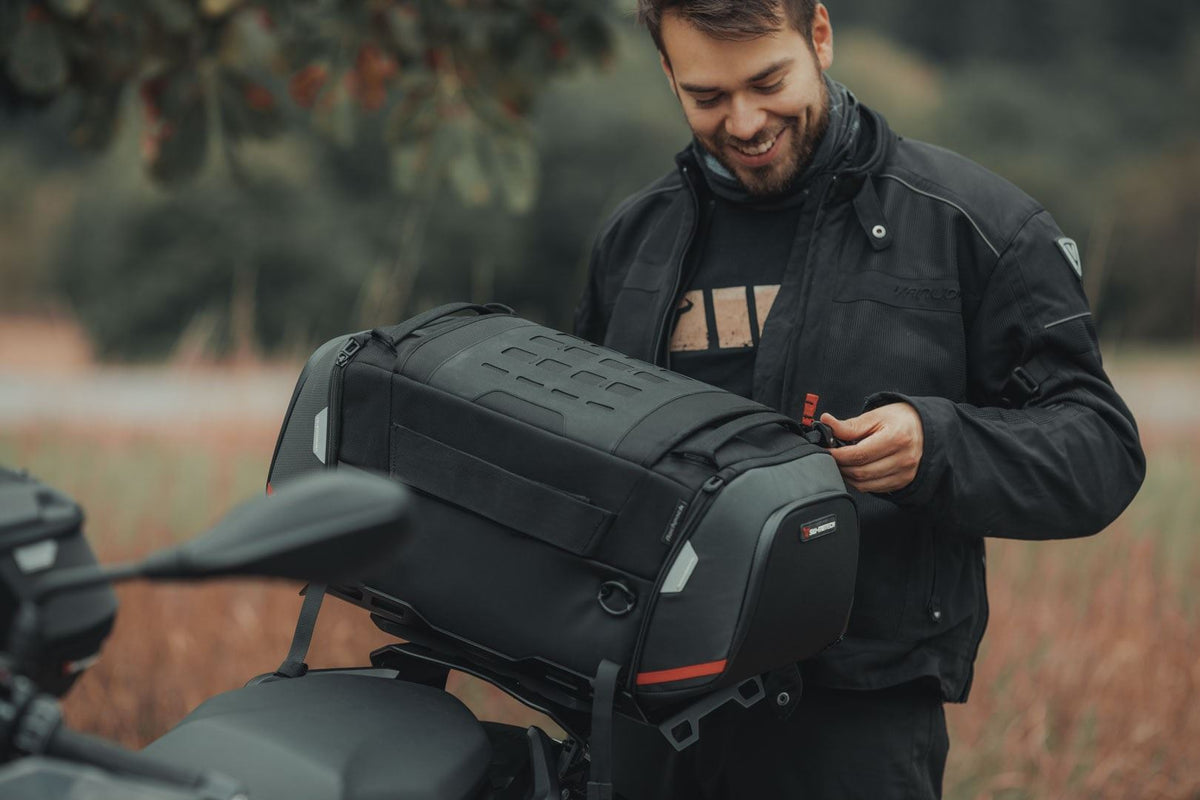 PRO Tail Bag Rackpack 32-42 litre 1680D Ballistic Nylon Black/Anthracite - SW-Motech UK