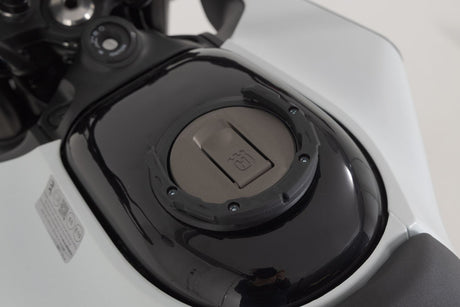 PRO tank ring Black. Husqvarna / KTM models. - SW - Motech UK