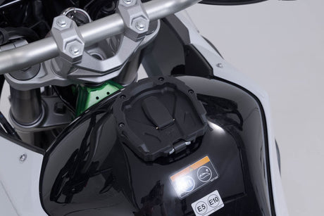 PRO tank ring Black. Kawasaki KLE500 / KLE500 SE (26-). - SW-Motech UK