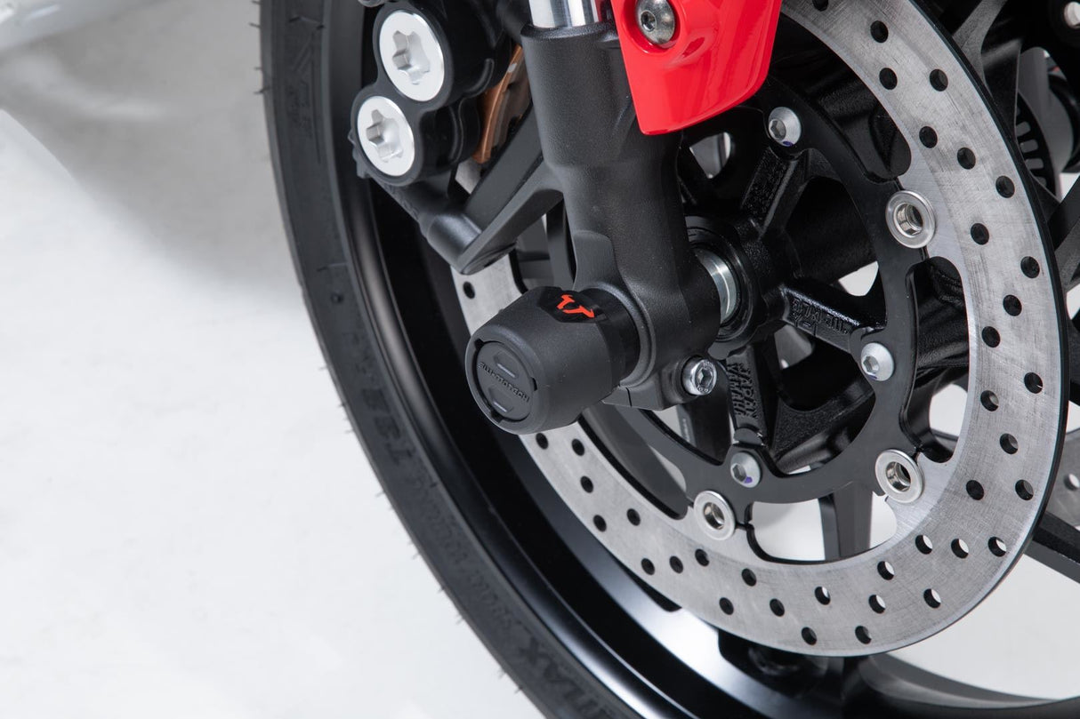 Slider Set for Front Axle Yamaha Tracer 9 (20 - ) Black - SW - Motech UK
