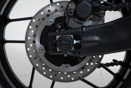 Slider Set for Rear Axle Yamaha Tracer 9 (20 - ) Black - SW - Motech UK