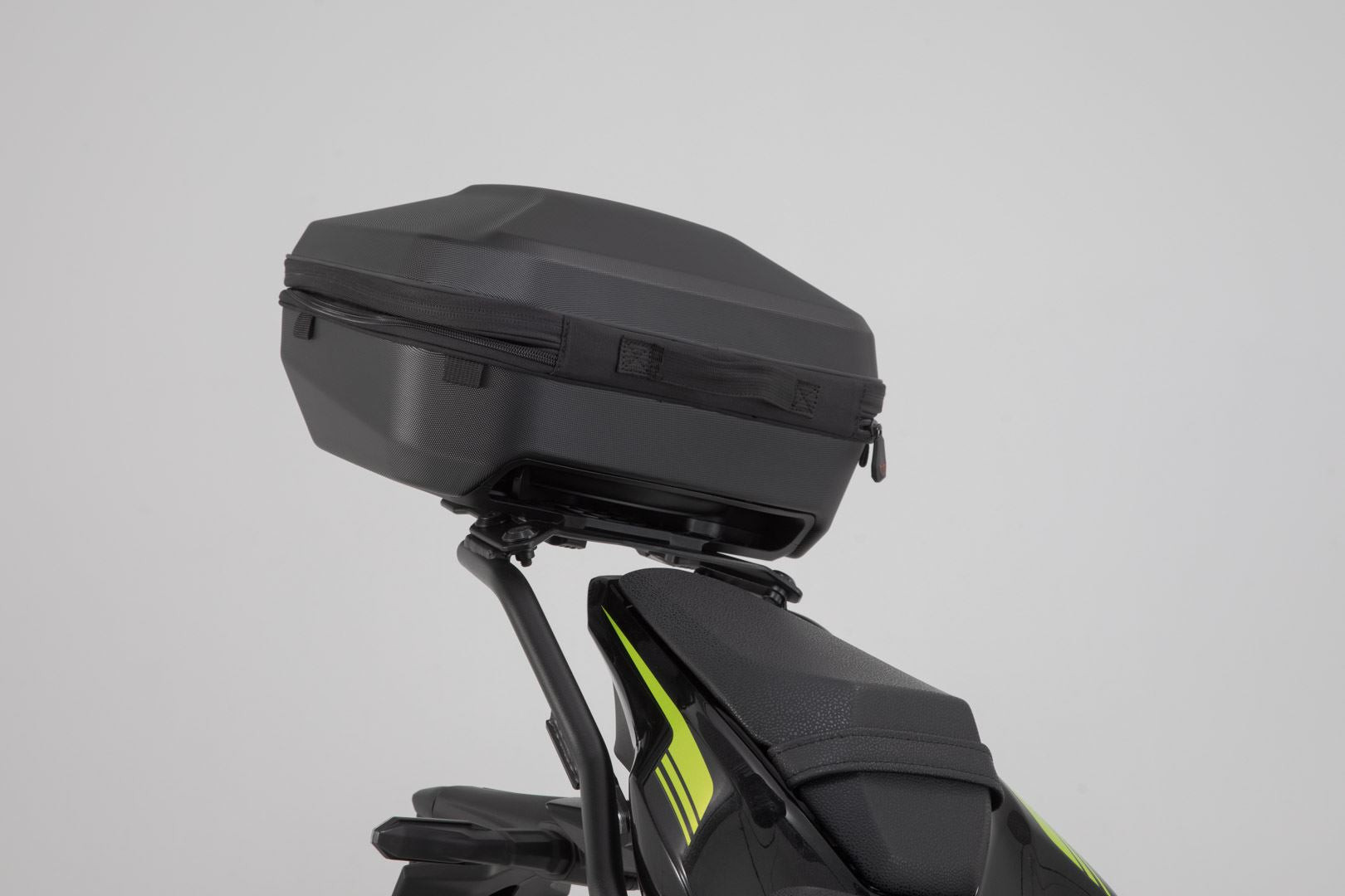 Street-Rack Kawasaki Z900 (16-) Black – SW-Motech UK