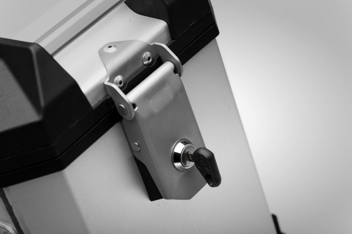 TRAX ADV M Side Case Aluminum 37 litre Right Silver - SW - Motech UK