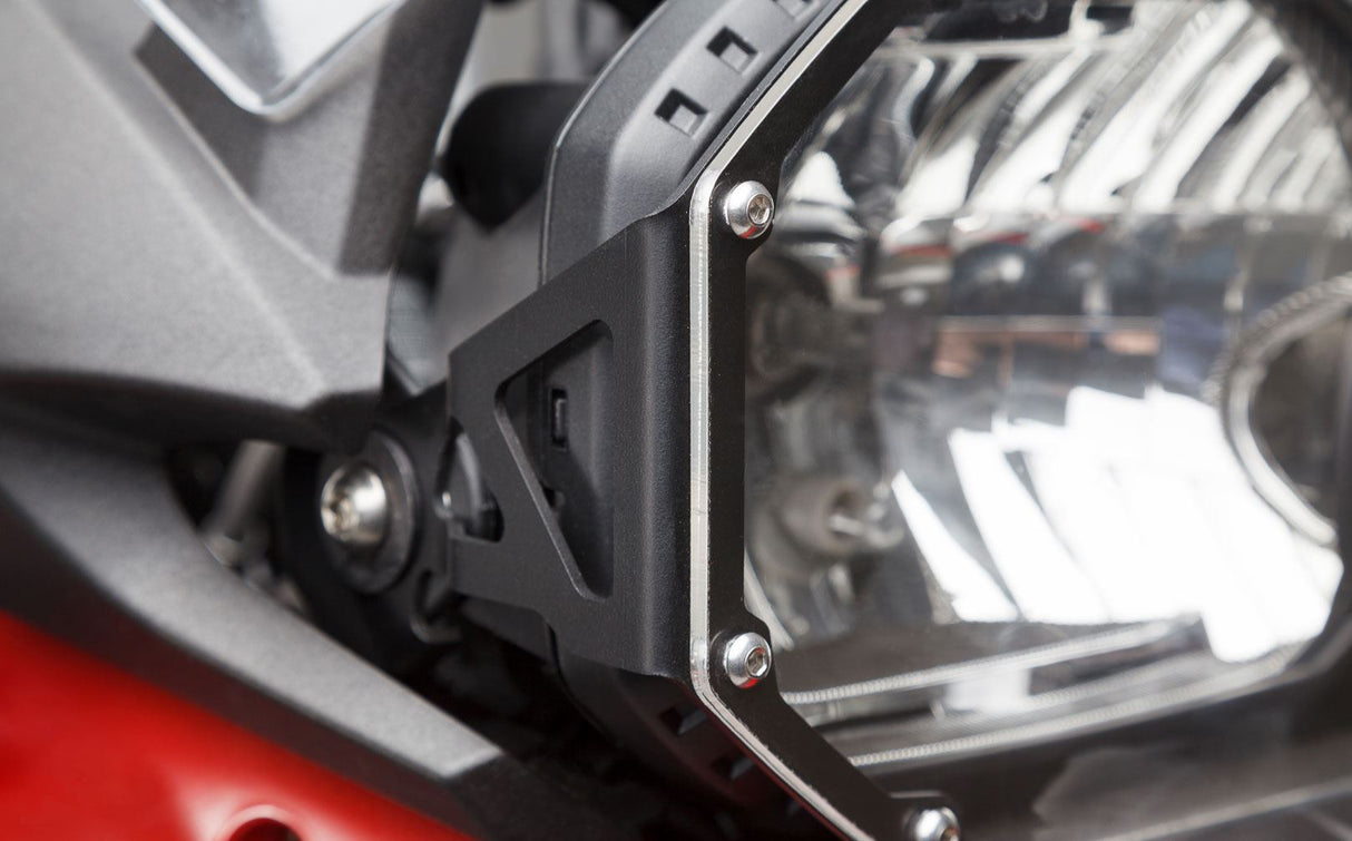 URBAN ABS Side Case System 2x 16,5 litre Yamaha Tracer 9 (20 - ) - SW - Motech UK