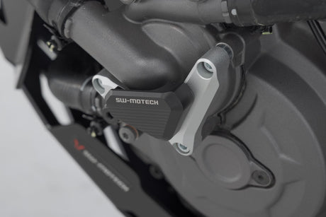 Water pump protection Ducati models. Silver/black - SW - Motech UK
