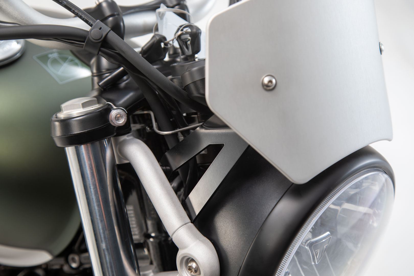 ストリートスクランブラー sw-motech スクリーン Windscreen Triumph Street Scrambler 900 (16-). Silver – SW-Motech UK