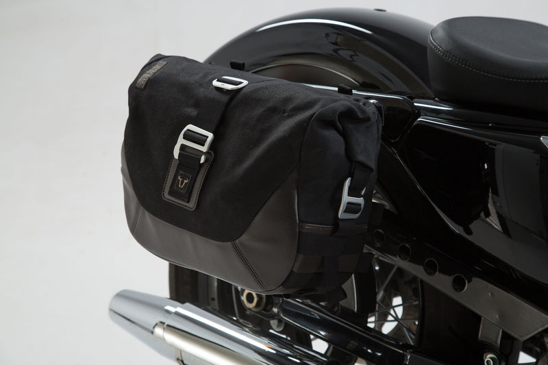 Legend Gear Side Bag System LC Harley-Davidson Sportster models (04-) Black Edition