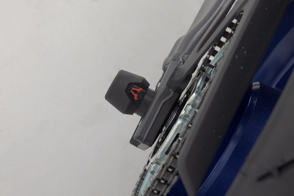 Slider Set for Rear Axle Yamaha MT-09 (20-) Black
